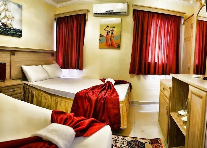 セヴィン ペンション 2* ボドルム